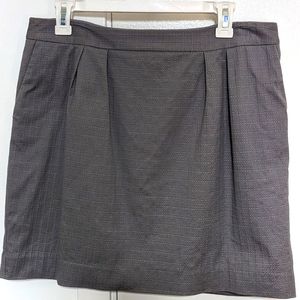 EUC Banana republic factory skirt gray/lavender sz 10